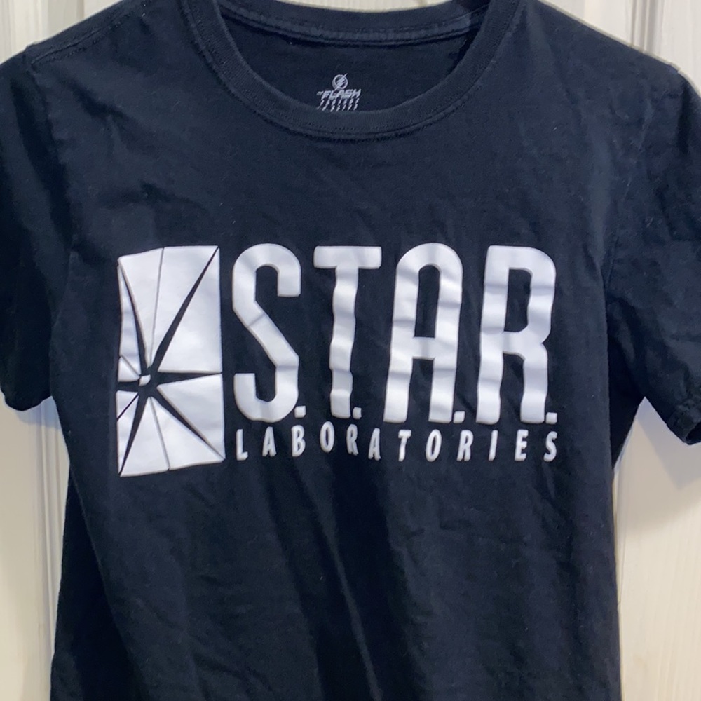 STAR LABS Tee - Picture 2 of 3